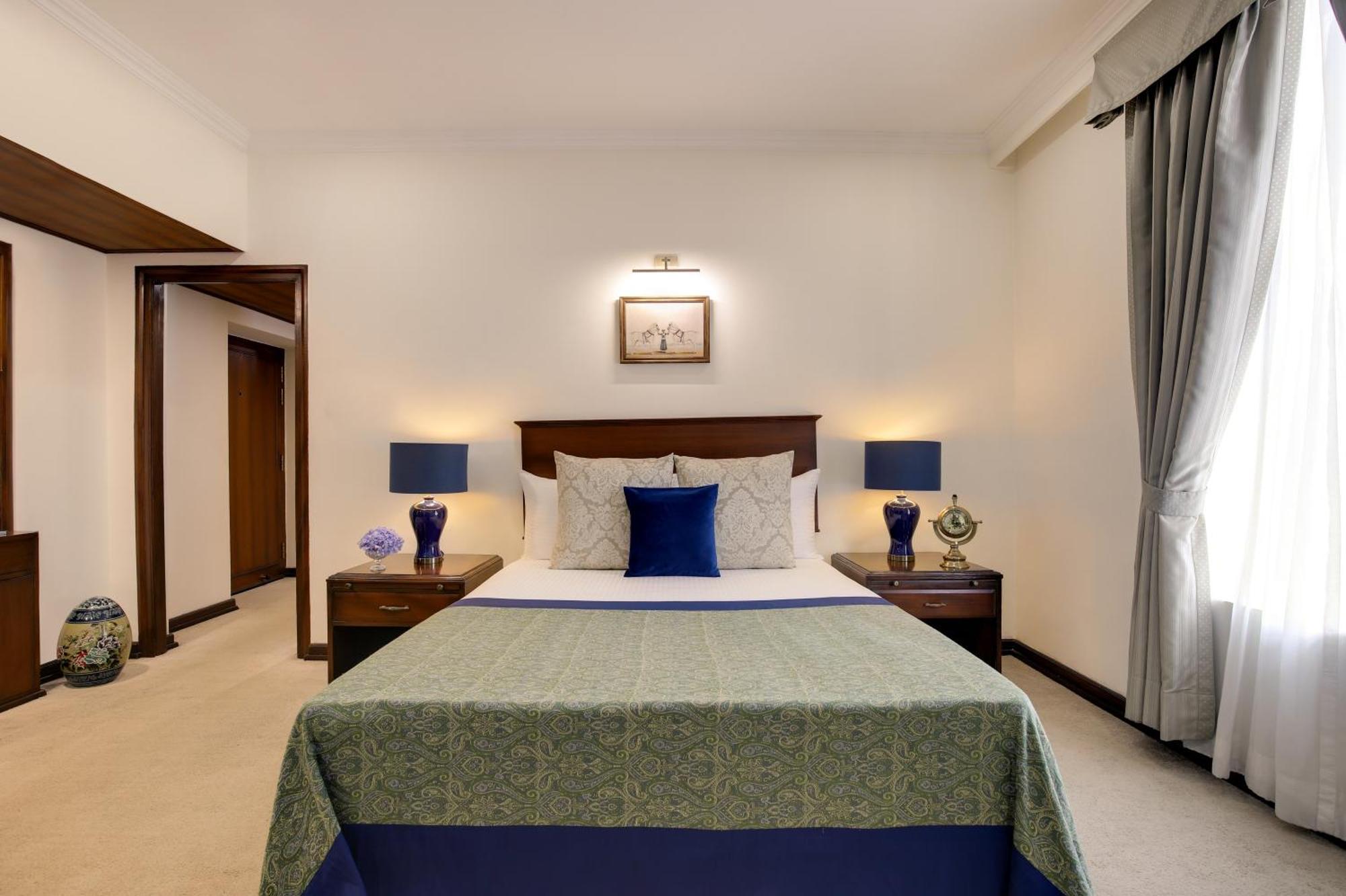 Hotel Ambassador, New Delhi - Ihcl Seleqtions Exterior foto A bedroom at the Taj Bengal
